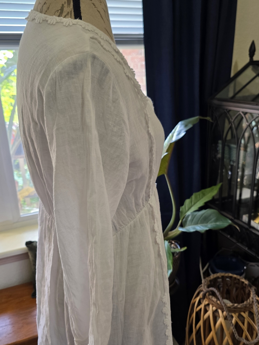 Valentina Linen V-Neck Lace-Trim Crochet Mini Dress Cover Up - Picture 5 of 10